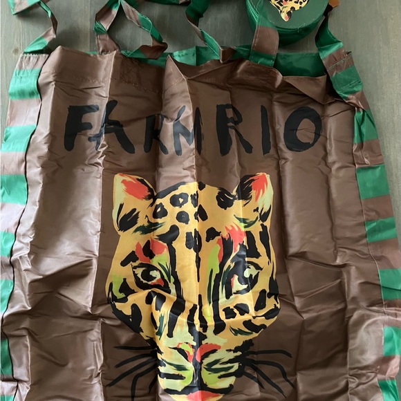 NWT Farm Rio Packable Tote - Picture 2 of 5